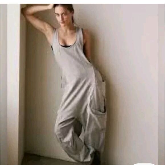 Free People Infinity Jumpsuit Heather Grey Size xsmall NWT Oversized - Picture 1 of 3